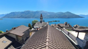 Spacious house in village center with a view Brissago